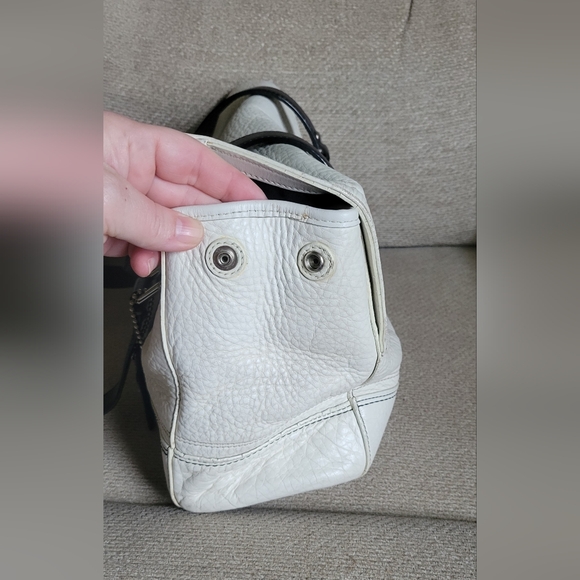 Coach Bag - Picture 3 of 7